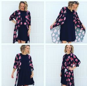 LuLaRoe Small Shirley black and floral